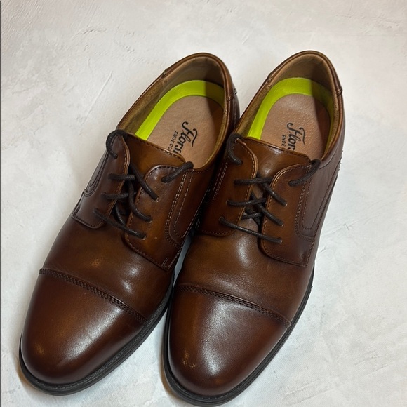 Florsheim Brown Leather Oxford Shoes Cap Toe, men’s/boys 7.5 D, ortholite - Picture 1 of 8